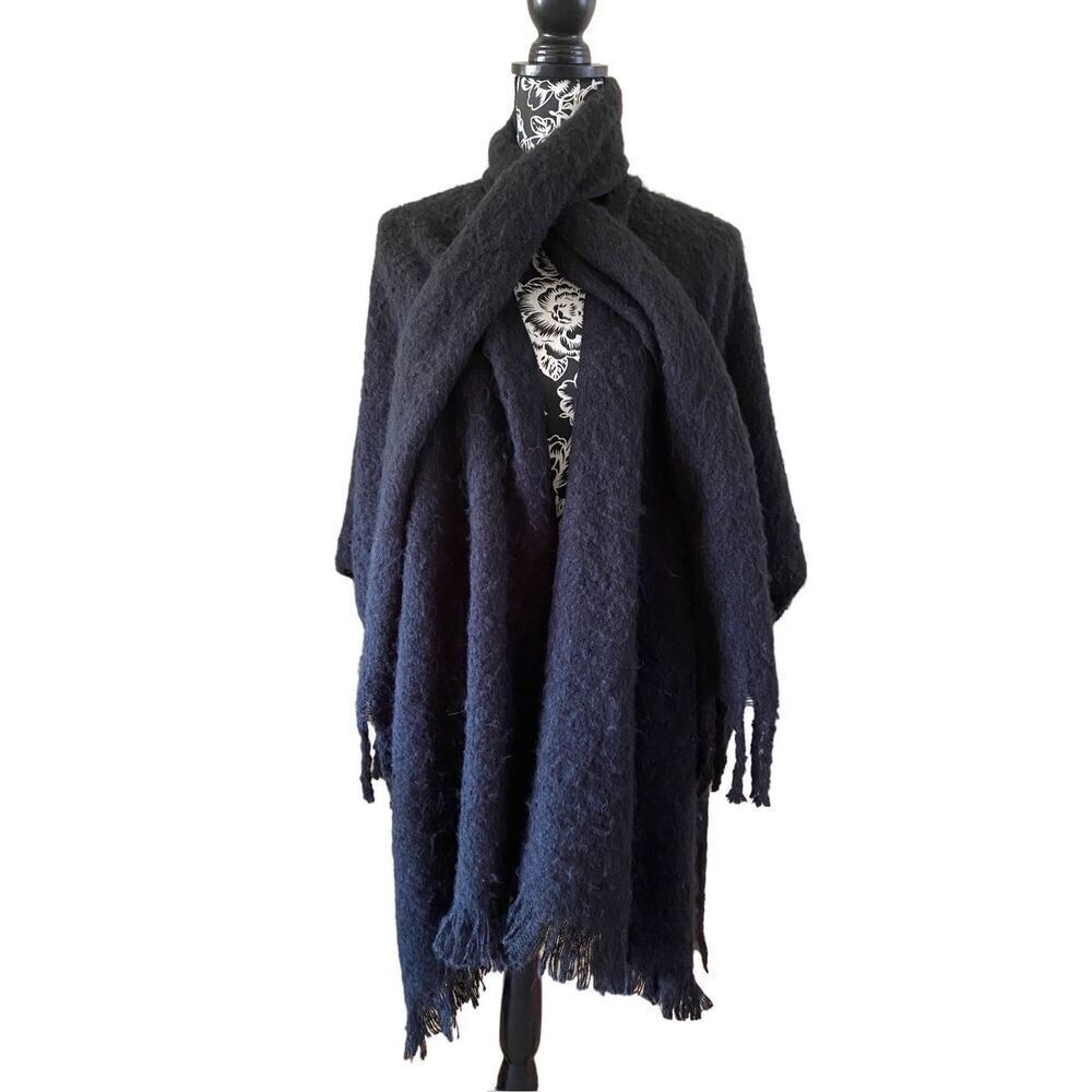 Nwt David And Young Sweater Wrap Built In Scarf Shawl Winter Poncho